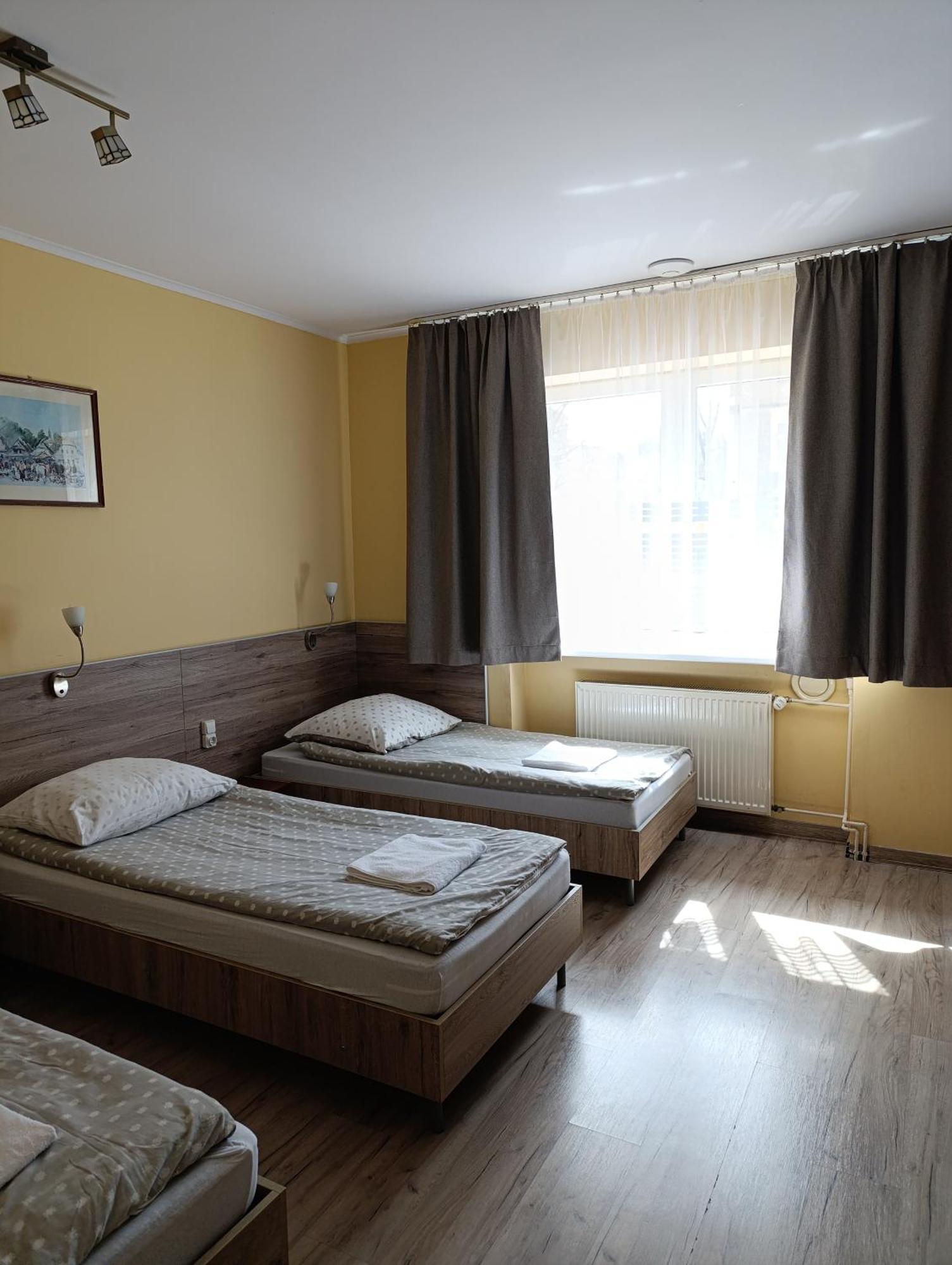 Noclegi "Poza Szlakiem" วาลบ์จิก ภายนอก รูปภาพ